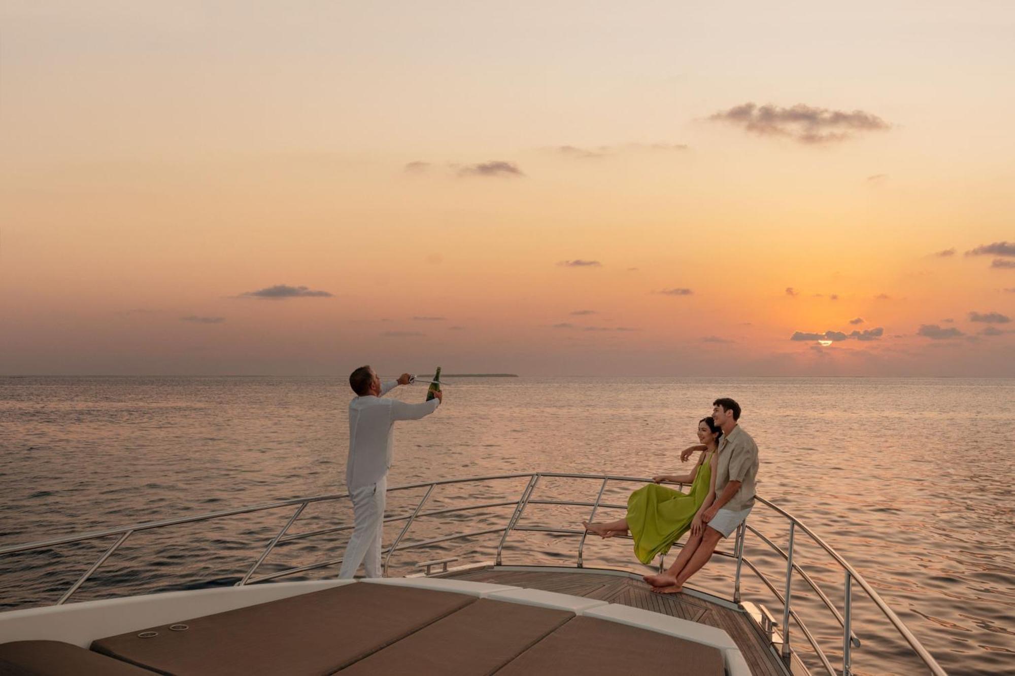 The St. Regis Maldives Vommuli Resort Hulhudheli Екстер'єр фото