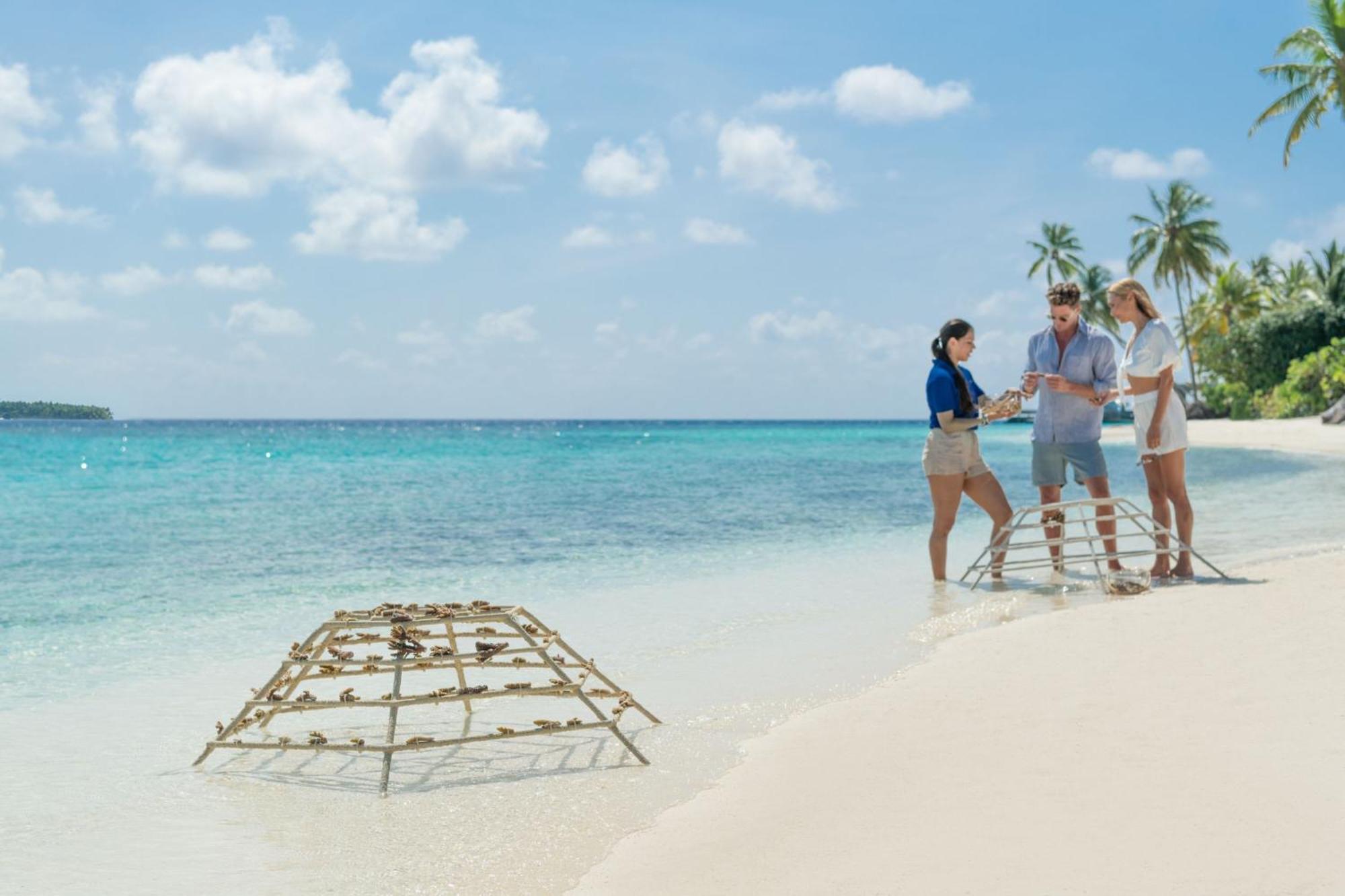The St. Regis Maldives Vommuli Resort Hulhudheli Екстер'єр фото