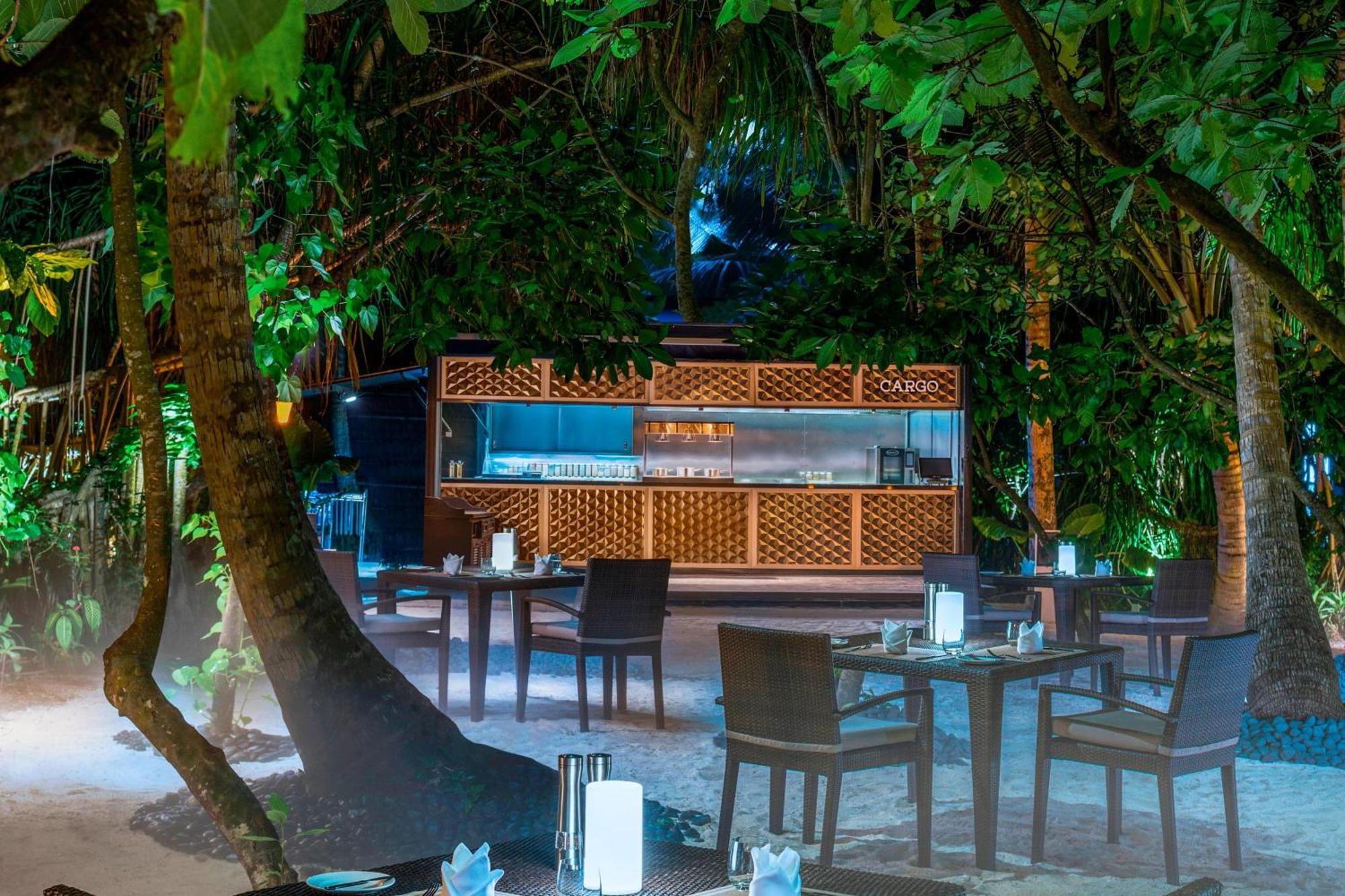 The St. Regis Maldives Vommuli Resort Hulhudheli Екстер'єр фото